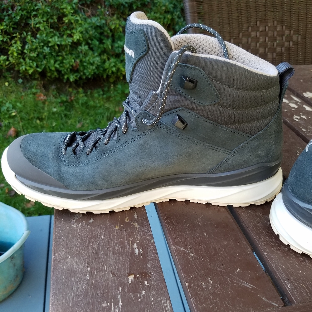Lowa Malta mid gtx 10, Slovakia made - Picture 8 of 13